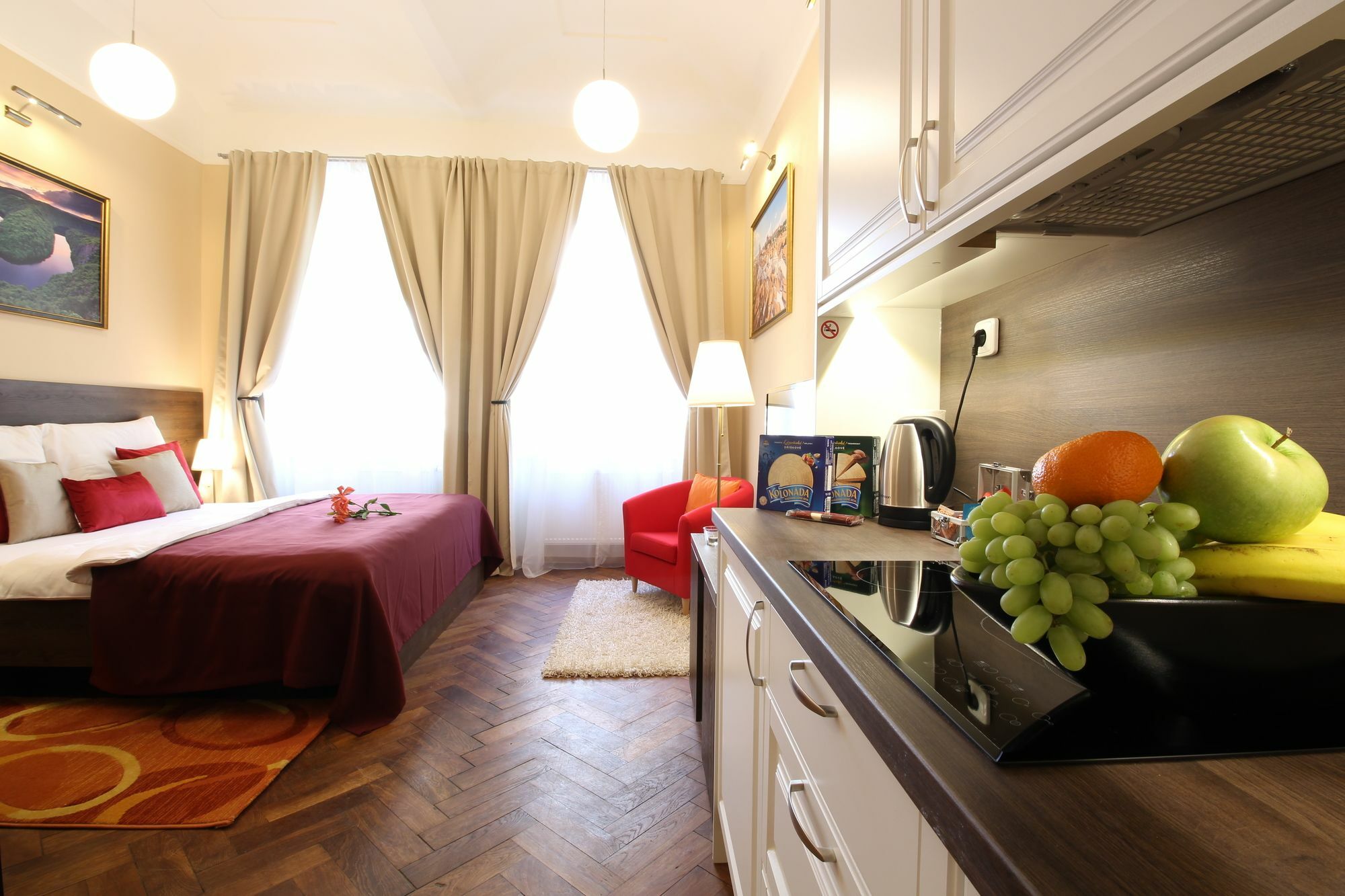 Milada Aparthotel